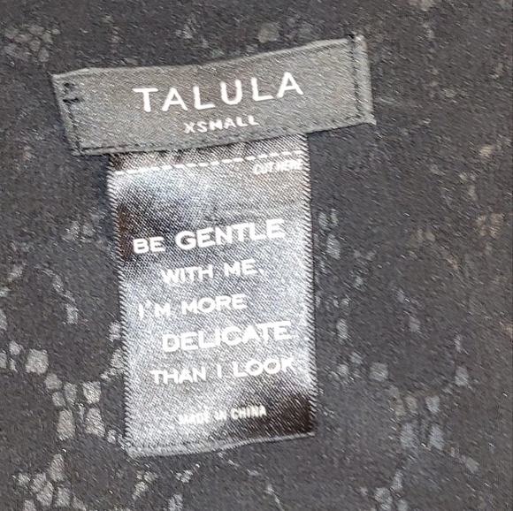 Aritzia Talula lacy sheer tank. XS - Picture 9 of 9